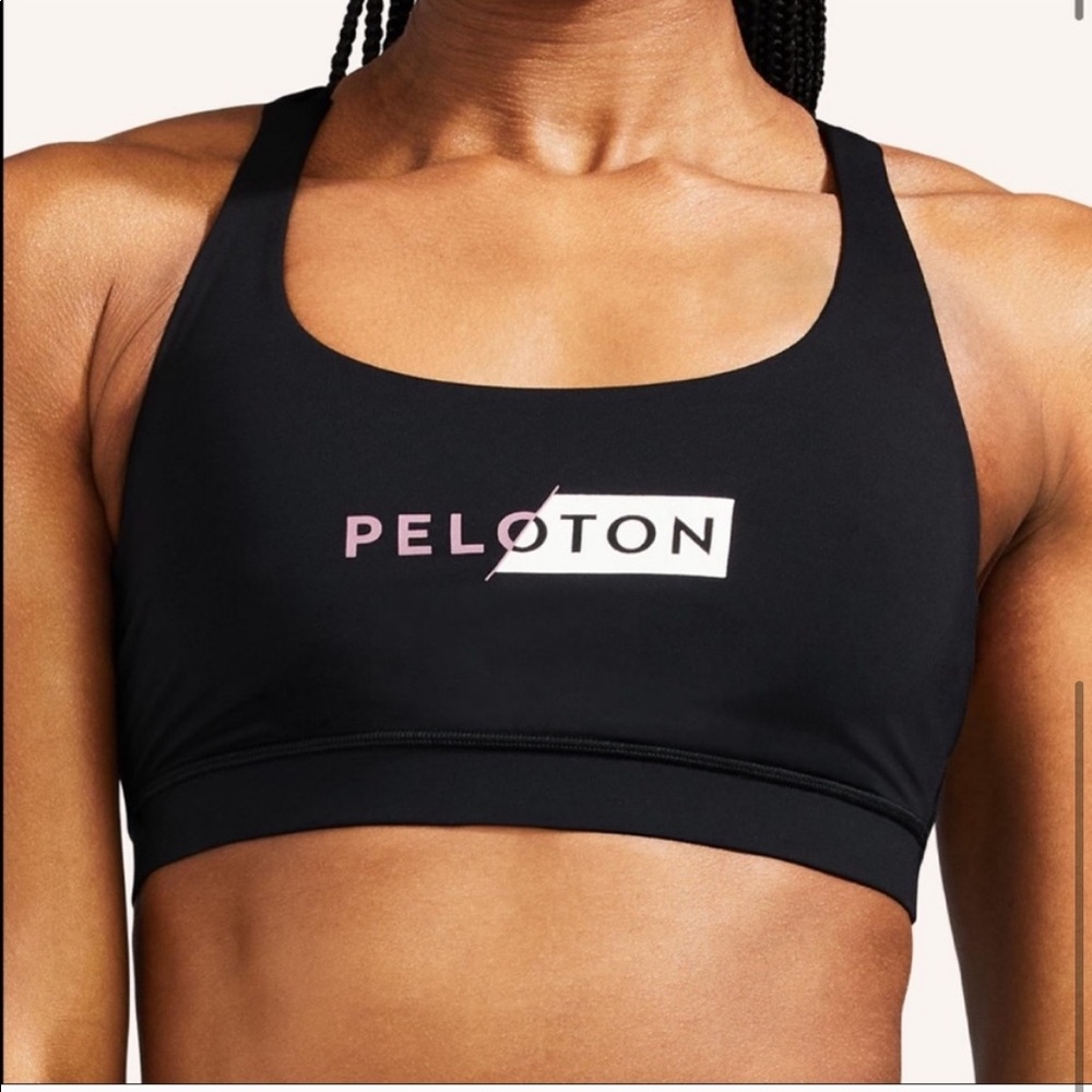LULULEMON Peloton bra